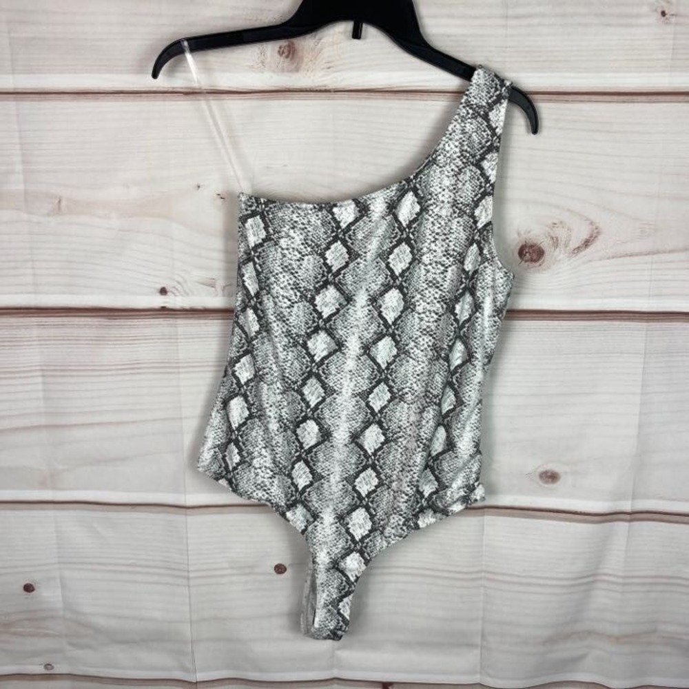 Le Lis Top Womens Large Snakeskin Print‎ Bodysuit Tank One Shoulder Sleeveless